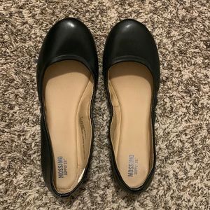 Mossimo Black Flats